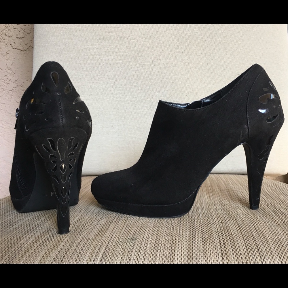 Black Impo booties, Size 7